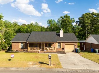 5014 Summer Ridge Rd, Fayetteville, NC 28303