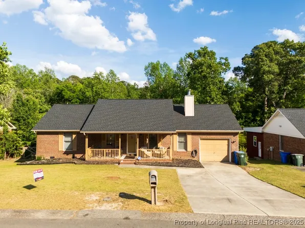 5014 Summer Ridge Rd, Fayetteville, NC 28303