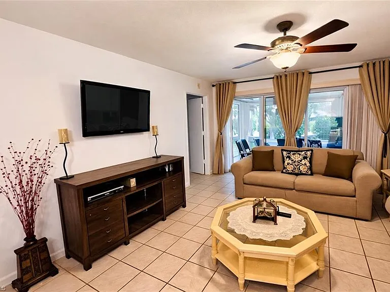 7719 Jewel Ln #103 — Photo 8