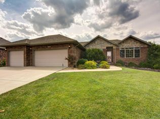 905 N 20th Ave, Ozark, MO 65721