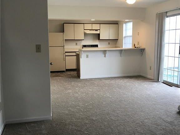 5th image of 4446 Segovia Ct
