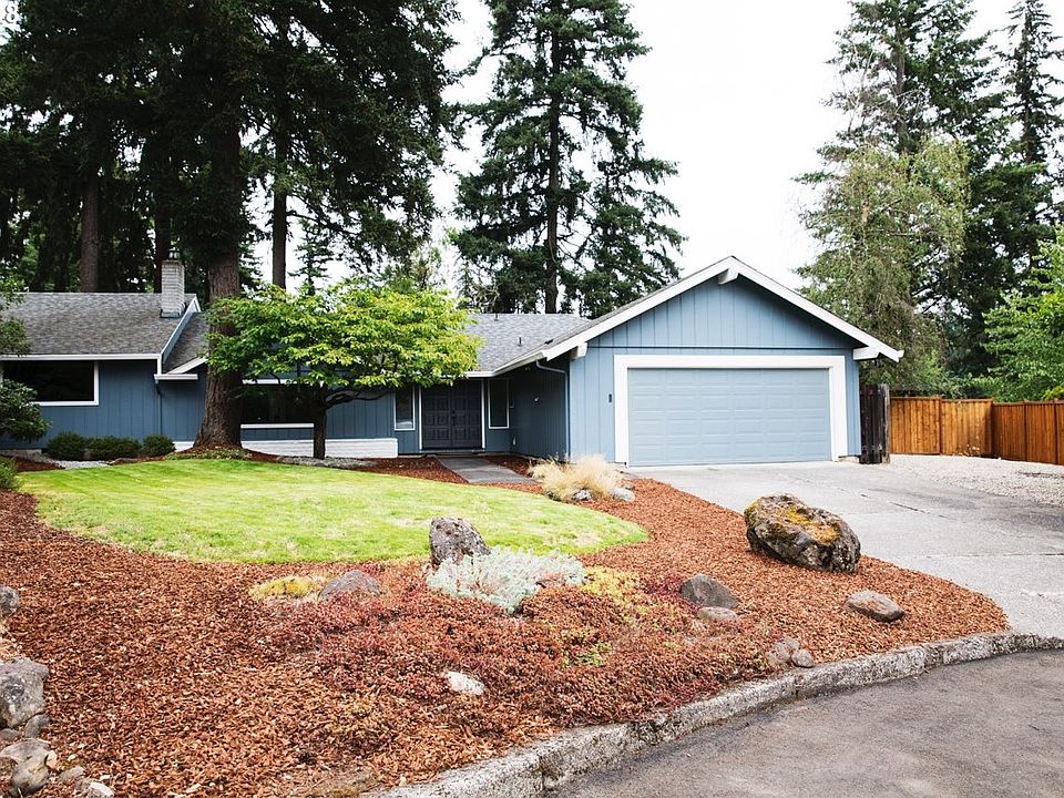 1st image of 12206 SE Riveridge Dr