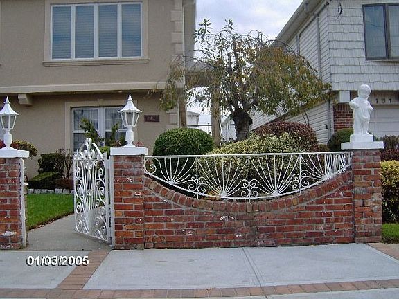 3rd image of 16135 84th St