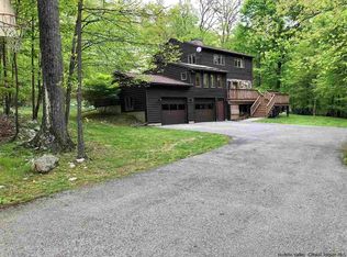 6 Black Hawk Trl, Gardiner, NY 12525