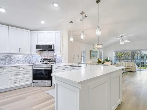 1350 Misty Pines CIR #E201, NAPLES, FL 34105