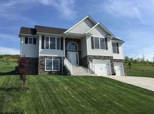 615 Hayfield St, Morgantown, WV