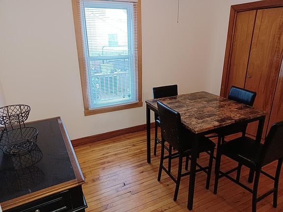 5th image of 1112 N Spaulding Ave #1