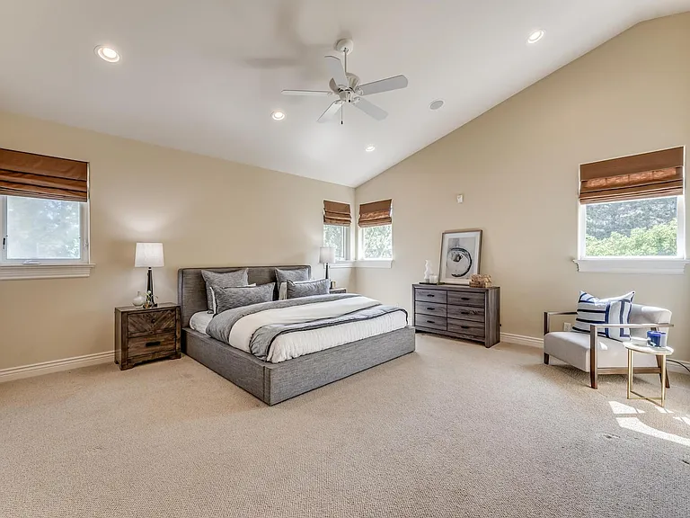 1039 Mountain Air Ct — Photo 27