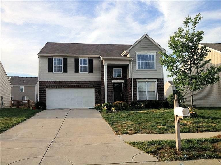 1st image of 906 Providence Ct