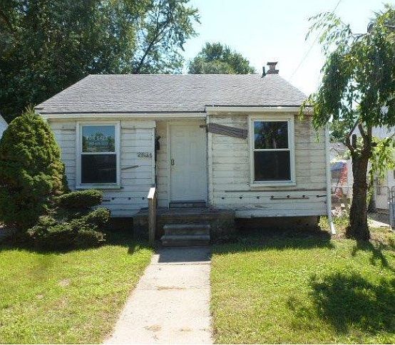 1st image of 26137 Annapolis St