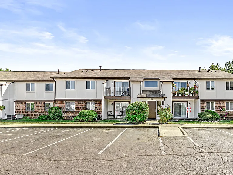 Estates of Creekside Apartments — Photo 28