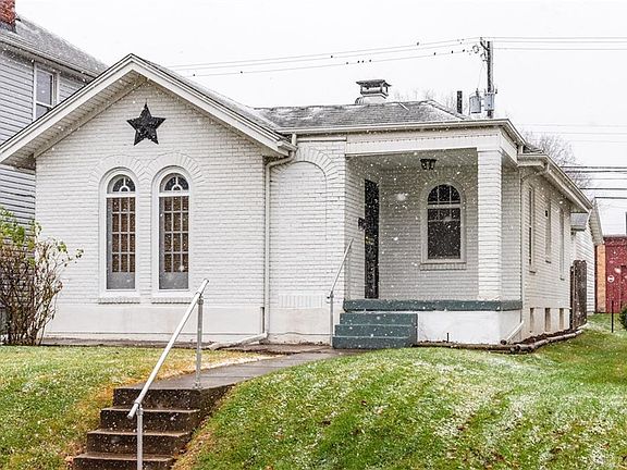 3rd image of 1228 Demphle Ave