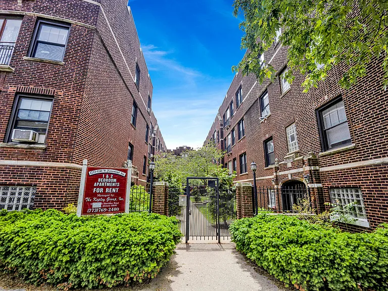 1237 1/2 W Greenleaf Ave #2E — Photo 21