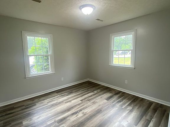 5th image of 105A Daniel St
