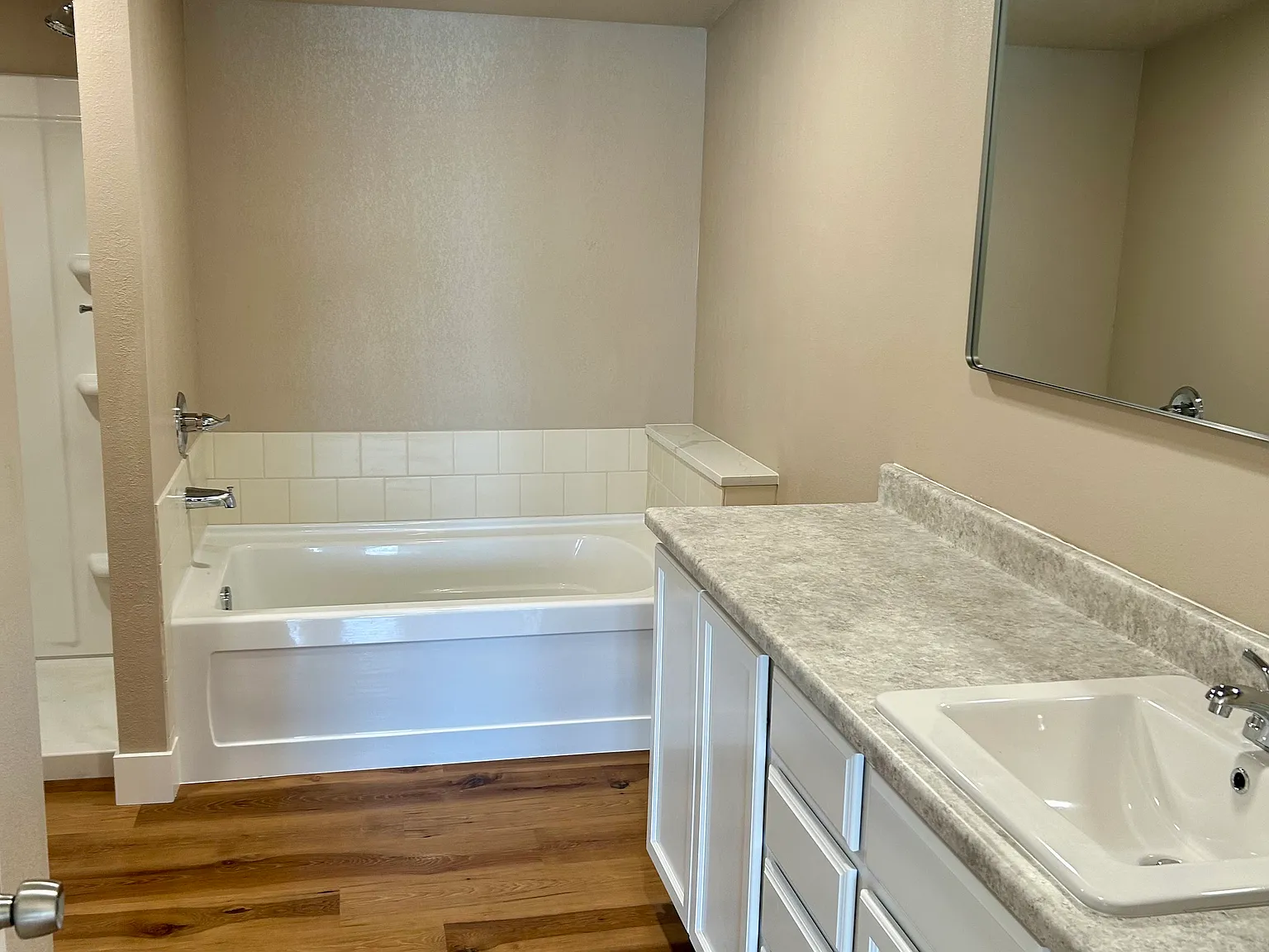 3 bed, 1600 sqft, $1,650 — Photo 2