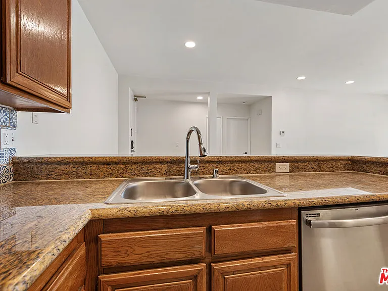 8707 Falmouth Ave #221 — Photo 16
