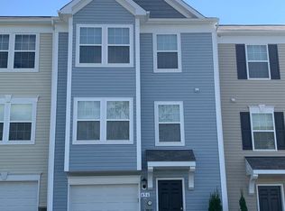 456 Rumbling Rock Rd, Hedgesville, WV 25427