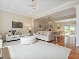 569 Springfield Ave #3, Berkeley Heights, NJ 07922