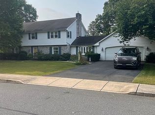 722 Oak Blvd, Ephrata, PA 17522