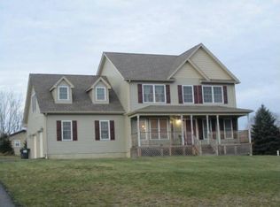 75 Mountainside Dr, Chester, NY 10918