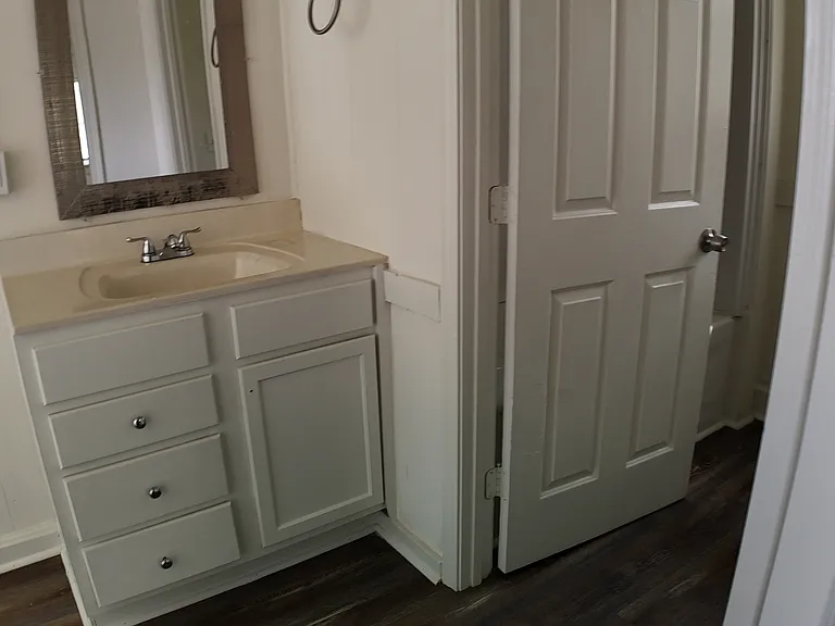 104 Otis St — Photo 11