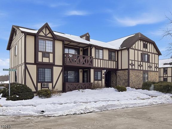 2nd image of 14A Kensington Rd