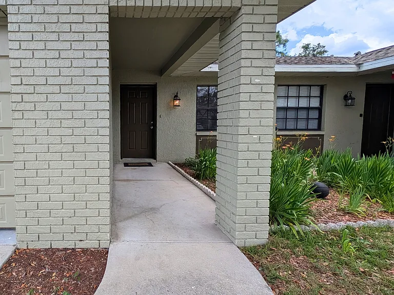 7447 Mead Dr #7445 — Photo 2