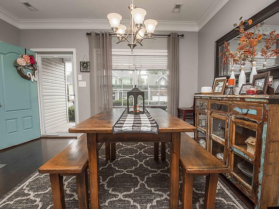 3rd image of 1525 Chariot Ln