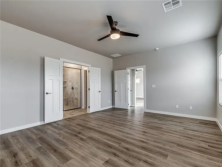 8104 NW 151st Cir — Photo 18