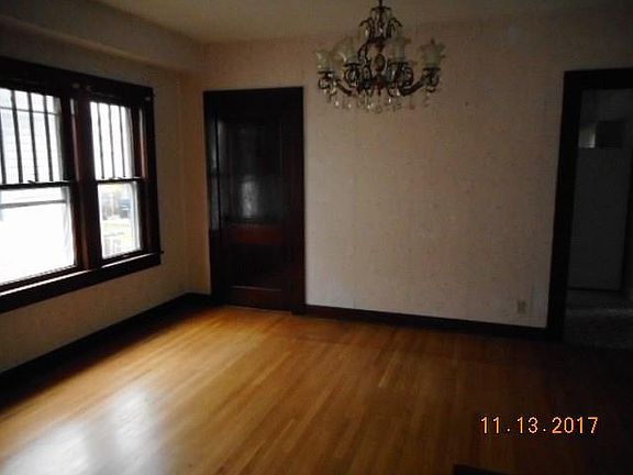 5th image of 810 N Grant Ave