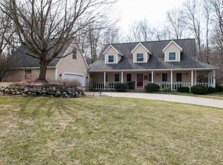 6523 Rose Arbour Ave, Kalamazoo, MI 49009