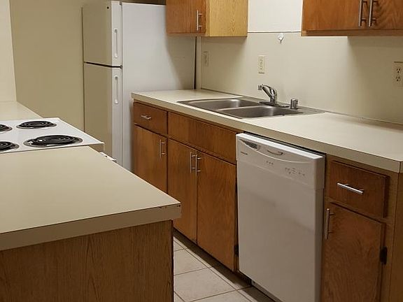 4th image of 408 SW 7th St APT A