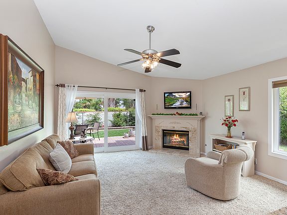 4th image of 1739 Parkview