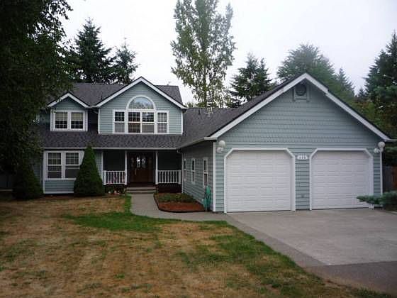 1st image of 628 Delta Ln SE