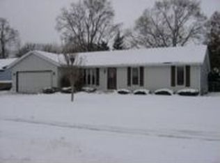 8322 Colchester Dr, Machesney Park, IL