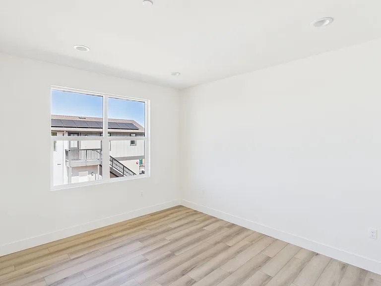 709 Passion Ct #1 — Photo 38