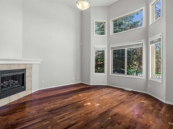4th image of 168 S 153rd Ave SE