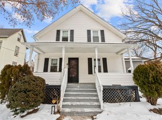 32 Lincoln Ave, Norwalk, CT 06854
