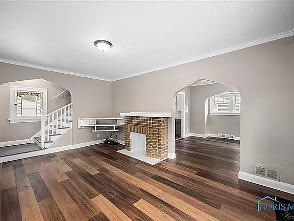 1838 Evansdale Ave — Photo 6