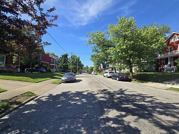 5th image of 915 Suire Ave