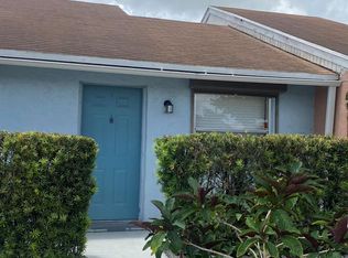 5653 Barnstead Cir, Lake Worth, FL 33463