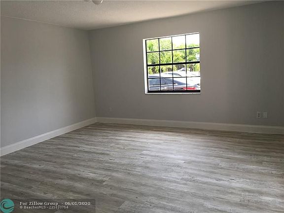 5th image of 1125 N Andrews Ave