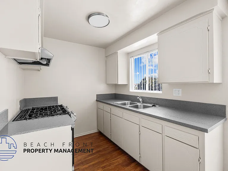 4061 W. 138th St. — Photo 22