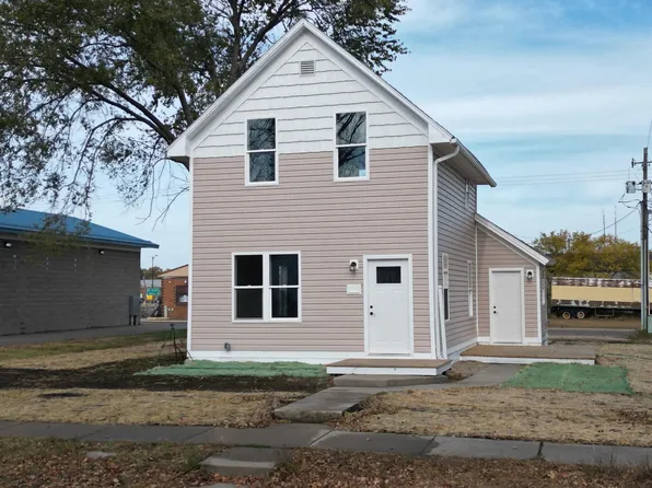 607 Wisconsin Ave SE, Staples, MN 56479