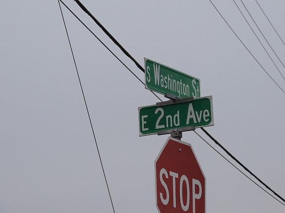 5th image of 13 E 2nd Ave