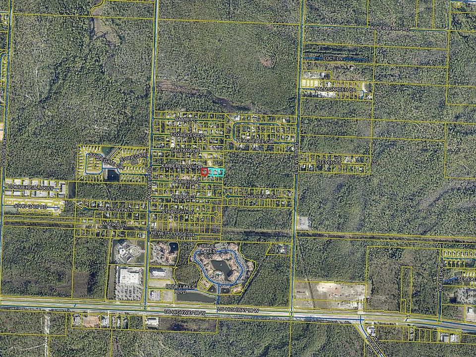 2nd image of 10 Kimberly Ann Dr