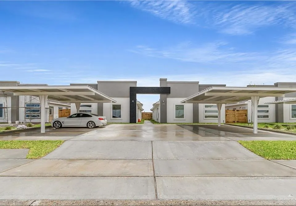304 W Campeche Ave #3