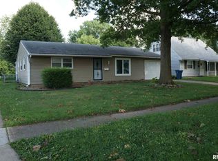 1928 N 24th St, Springfield, IL 62702