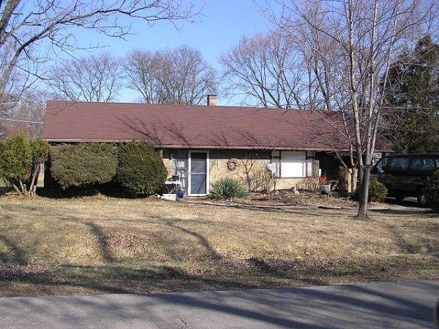 1st image of 1402 W 54th St