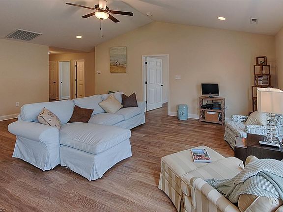 5th image of 353 Franklin Meadows Way